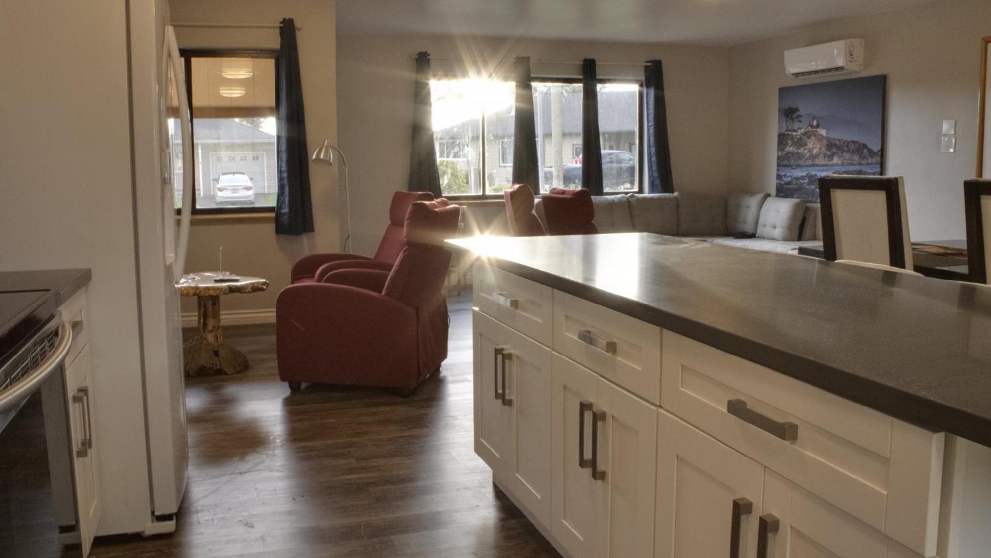 Private Home - Playground, Jumping Mat, Bbq, Darts, Firepit, Gazebo, 4 Smart Tvs, White Cotton Bedding, - The Redwood Cul-De Sac Beach Retreat Crescent City Exterior foto